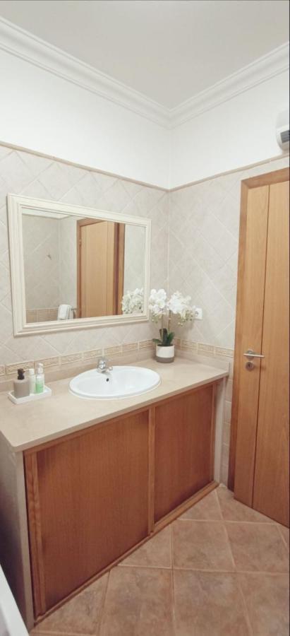 Recanto Das Tertulias - Apartamento 3 Quartos - Perfeito Para Familias E Amigos Apartment ลากอส ภายนอก รูปภาพ
