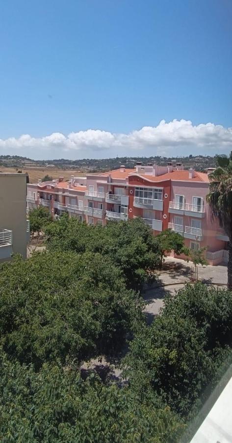 Recanto Das Tertulias - Apartamento 3 Quartos - Perfeito Para Familias E Amigos Apartment ลากอส ภายนอก รูปภาพ