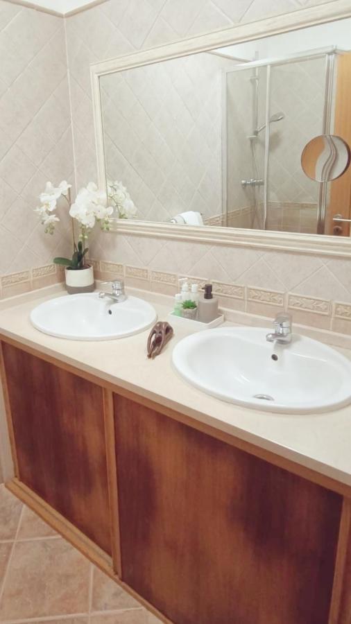 Recanto Das Tertulias - Apartamento 3 Quartos - Perfeito Para Familias E Amigos Apartment ลากอส ภายนอก รูปภาพ