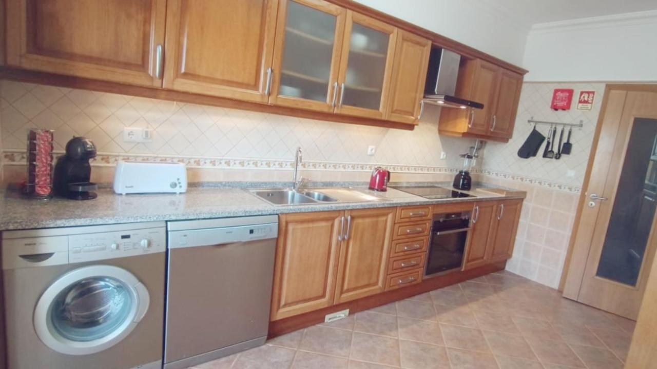 Recanto Das Tertulias - Apartamento 3 Quartos - Perfeito Para Familias E Amigos Apartment ลากอส ภายนอก รูปภาพ